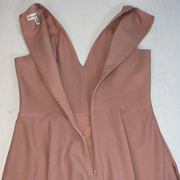 DRESS THE POPULATION CATALINA BLUSH CREPE COCKTAIL DRESS MEDIUM - Picture 13 of 16